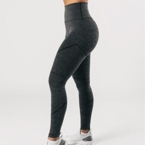 Alphalete OG Revival Legging- Powder Grey
